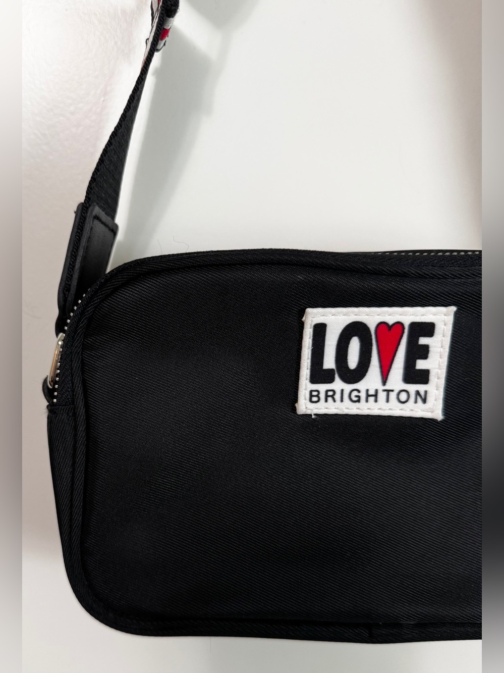Brighton Love Essentials Heart Strap Crossbody Bag Black Nylon EUC - Picture 5 of 16